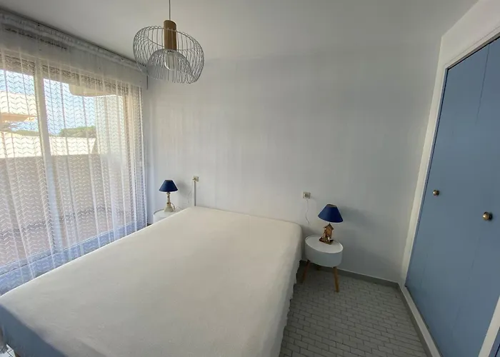 4 Pers. Avec Terrasse Et Parking, Argeles-sur-mer - Fr-1-837-59